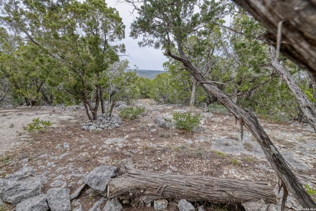 9600 Ranch Road 336, Leakey, TX 78873