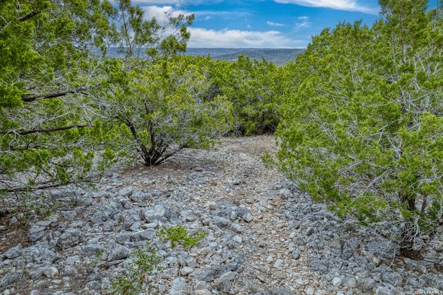 9600 Ranch Road 336, Leakey, TX 78873