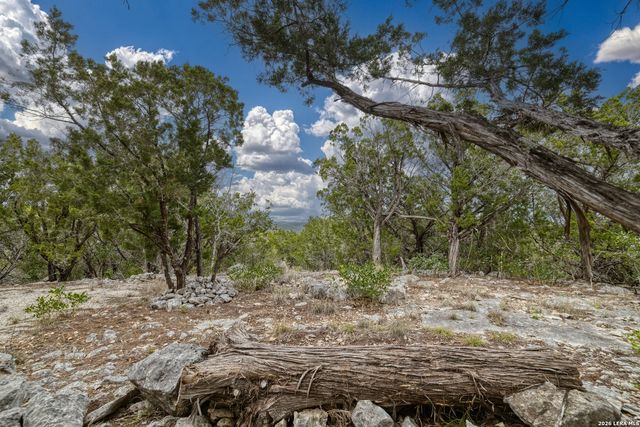 9600 Ranch Road 336, Leakey, TX 78873