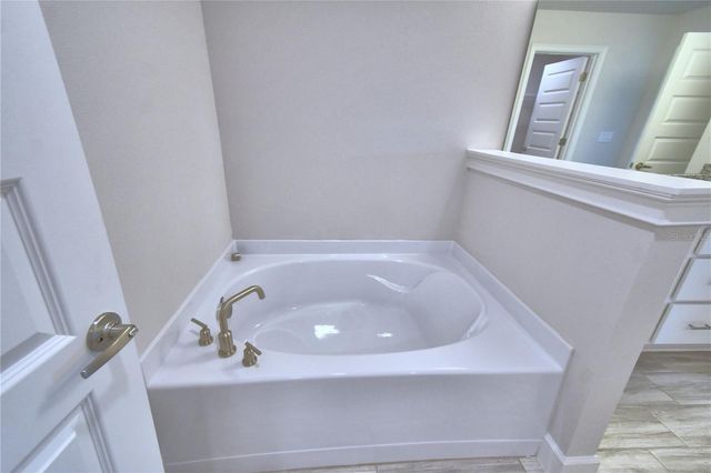 4944 VUE DE LAC PASS, Auburndale, FL 33823