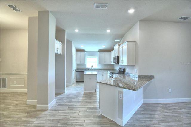 4944 VUE DE LAC PASS, Auburndale, FL 33823