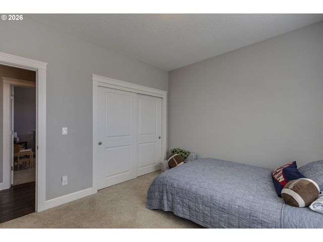 781 E MCKINLEY St, Carlton, OR 97111