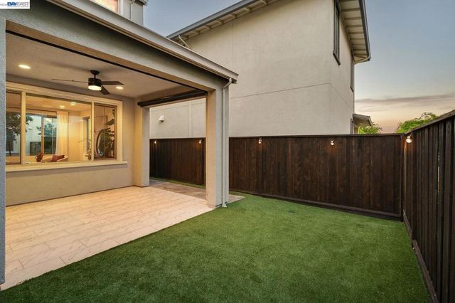 6017 Basaltina Pl, Dublin, CA 94568