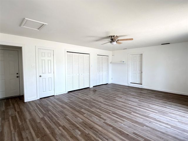 108 E Kirby Avenue, Quinlan, TX 75474