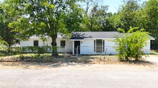 108 E Kirby Avenue, Quinlan, TX 75474
