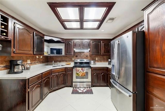 2306 Flores Drive, Mission, TX 78574