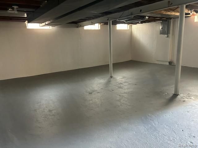 16429 Kinloch, Redford, MI 48240