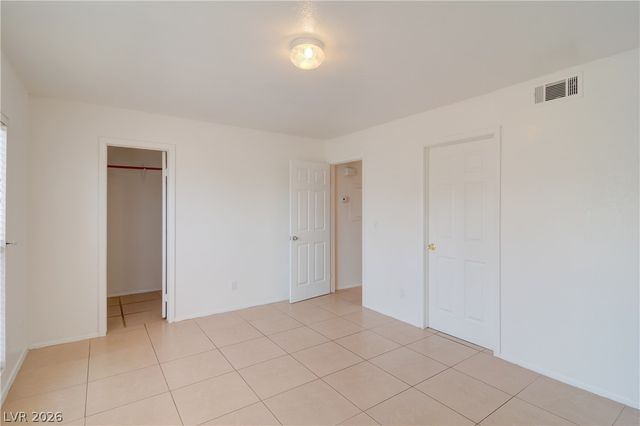 2921 Country Manor Lane 31, Las Vegas, NV 89115