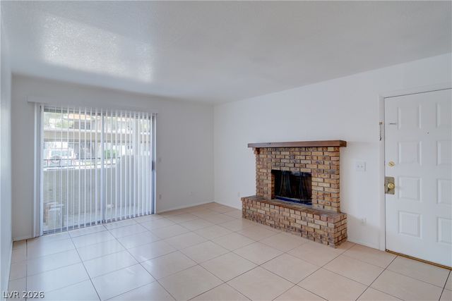 2921 Country Manor Lane 31, Las Vegas, NV 89115