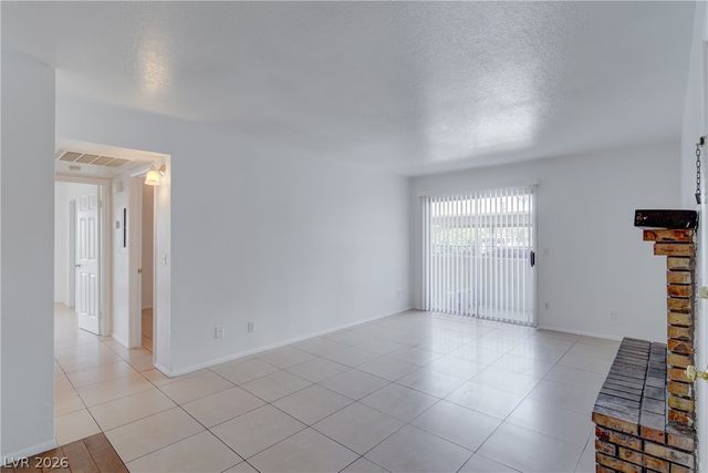 2921 Country Manor Lane 31, Las Vegas, NV 89115