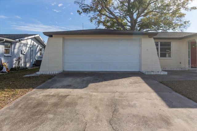 6250 7TH AVENUE, New Port Richey, FL 34653