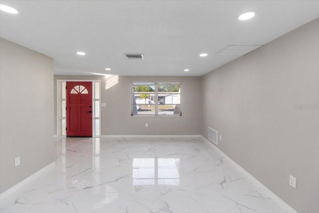 6250 7TH AVENUE, New Port Richey, FL 34653