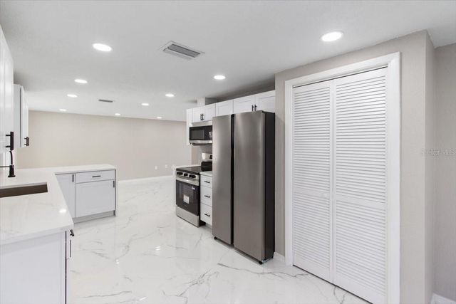 6250 7TH AVENUE, New Port Richey, FL 34653