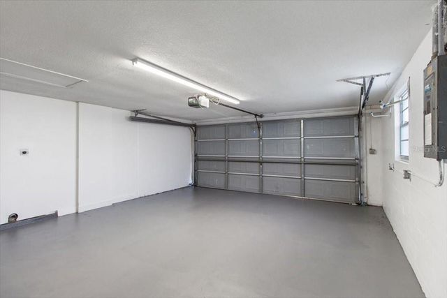 6250 7TH AVENUE, New Port Richey, FL 34653