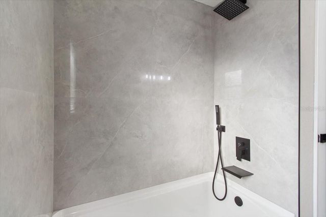 6250 7TH AVENUE, New Port Richey, FL 34653