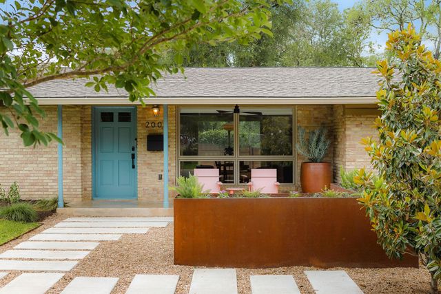 2003 Dexter ST, Austin, TX 78704