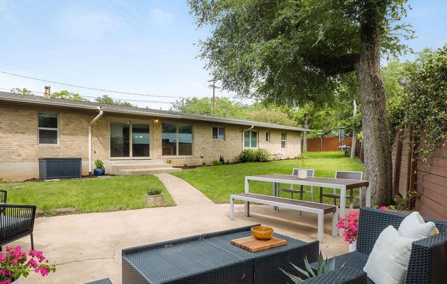 2003 Dexter ST, Austin, TX 78704
