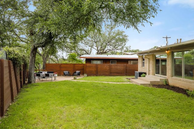 2003 Dexter ST, Austin, TX 78704