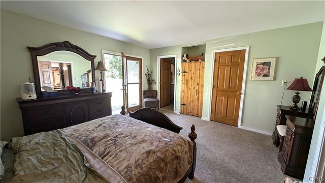 101 Ambergate Road, Dewitt, NY 13214