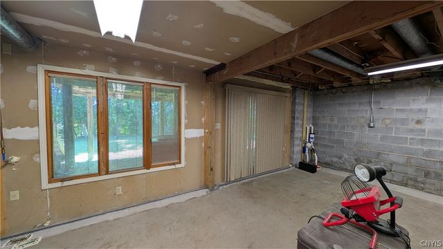 101 Ambergate Road, Dewitt, NY 13214