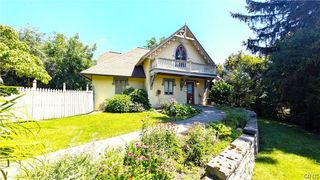 101 Ambergate Road, Dewitt, NY 13214