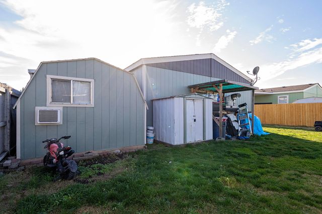 1570 S Peach Street SPC 45, Medford, OR 97501