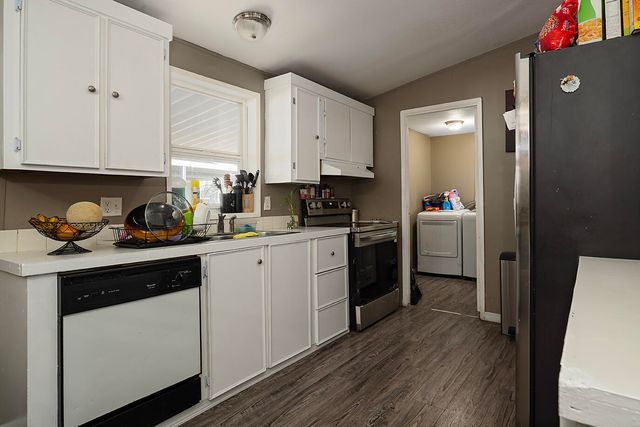 1570 S Peach Street SPC 45, Medford, OR 97501