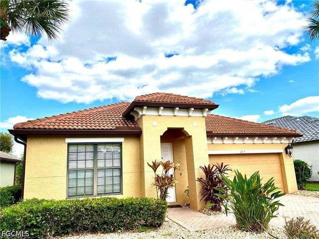 12074 Country Day CIR, Fort Myers, FL 33913