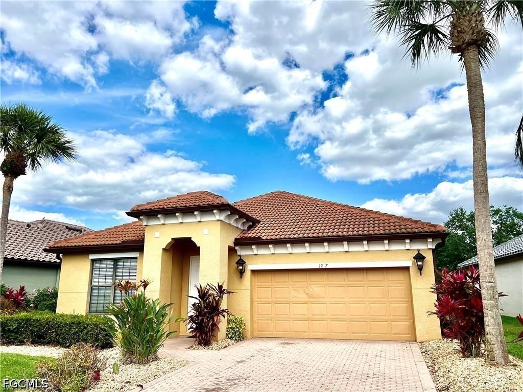 12074 Country Day CIR, Fort Myers, FL 33913