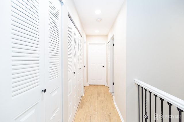 130 Albury Way, North Brunswick, NJ 08902