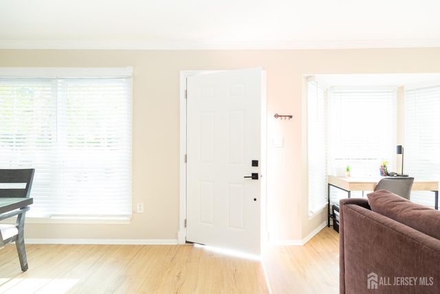 130 Albury Way, North Brunswick, NJ 08902