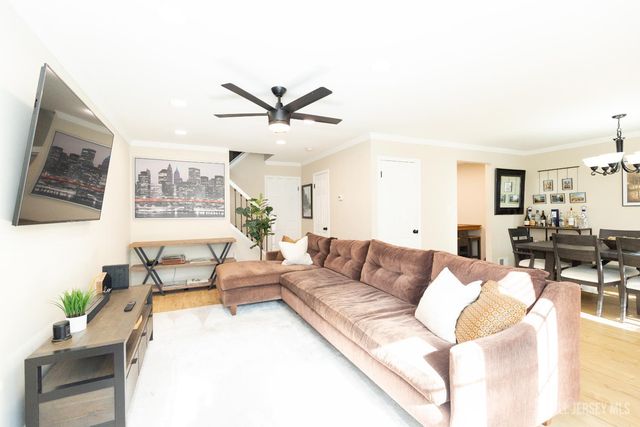 130 Albury Way, North Brunswick, NJ 08902