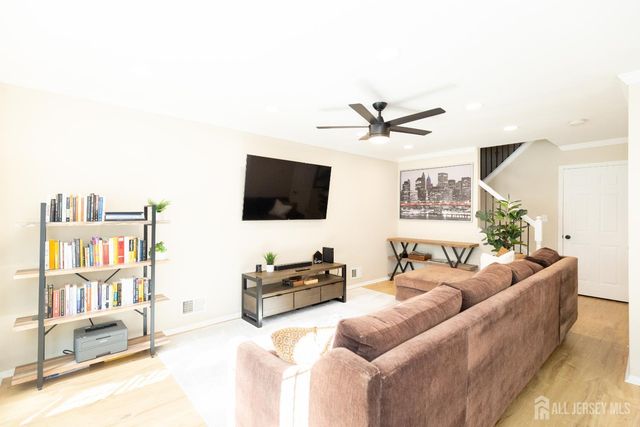 130 Albury Way, North Brunswick, NJ 08902