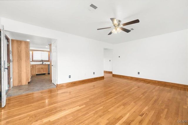 988 Hoch Road, Moore Twp, PA 18038