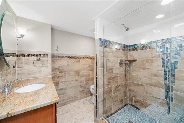 988 Hoch Road, Moore Twp, PA 18038