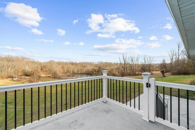 988 Hoch Road, Moore Twp, PA 18038