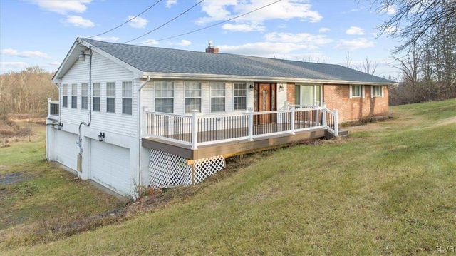 988 Hoch Road, Moore Twp, PA 18038