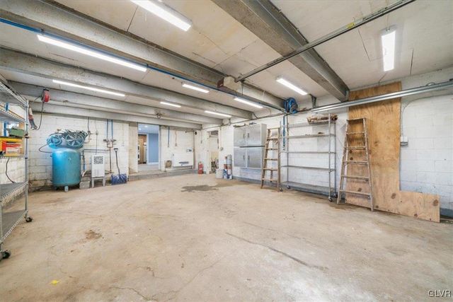 988 Hoch Road, Moore Twp, PA 18038