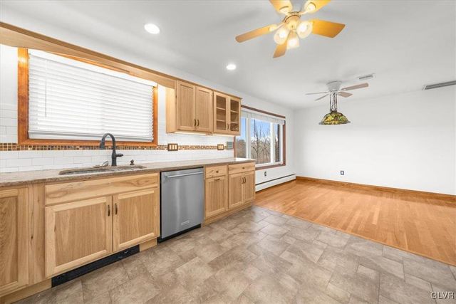 988 Hoch Road, Moore Twp, PA 18038