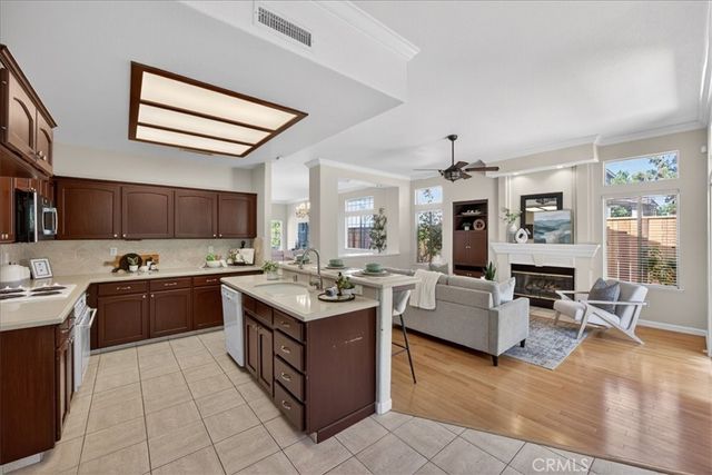 2554 Twain AVE, Clovis, CA 93611