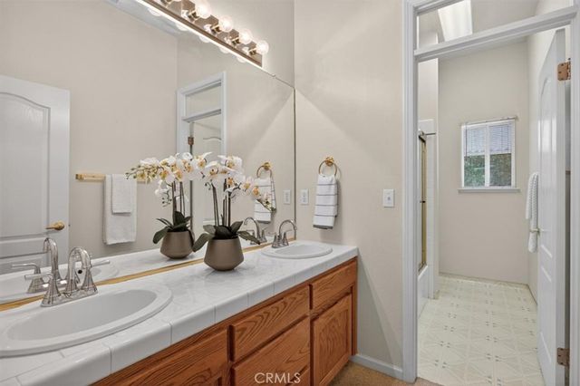 2554 Twain AVE, Clovis, CA 93611