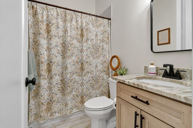 3323 Dobbins Pike, Portland, TN 37148