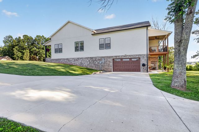 3323 Dobbins Pike, Portland, TN 37148
