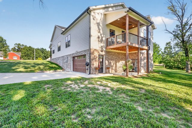 3323 Dobbins Pike, Portland, TN 37148