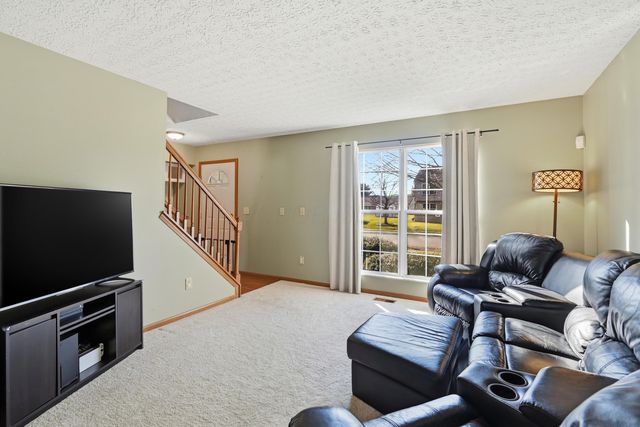 946 Lateglow Court, Newark, OH 43055