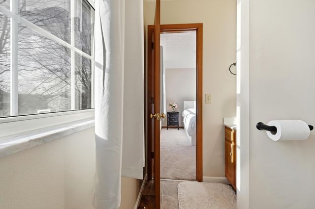 946 Lateglow Court, Newark, OH 43055