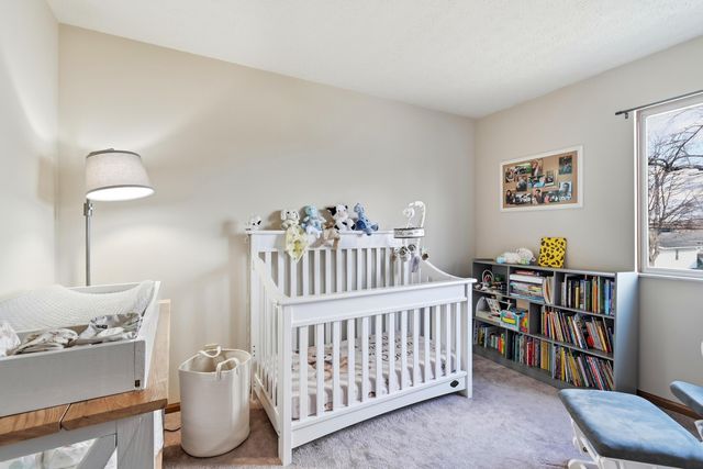 946 Lateglow Court, Newark, OH 43055