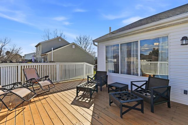 946 Lateglow Court, Newark, OH 43055