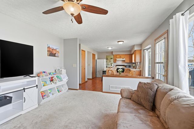 946 Lateglow Court, Newark, OH 43055