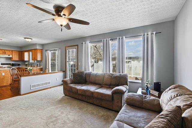 946 Lateglow Court, Newark, OH 43055